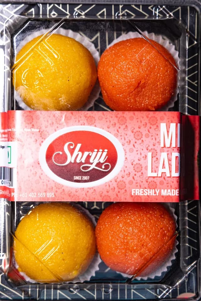Motichoor Ladoo tray
